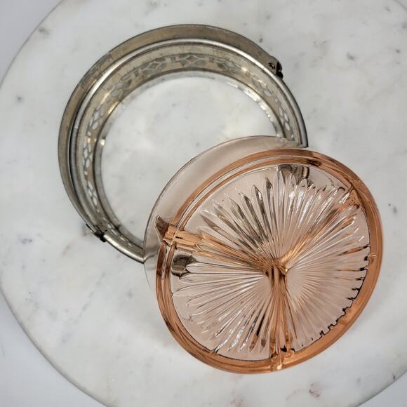 Vintage Pink Depression Handled Trinket Dish 5" Divided Relish Serving Tray - Picture 9 of 12